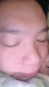 高熬的同事，滴了3滴饮料里