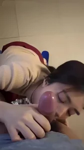 小姐姐人美胸大吸精爱好者！每天被我一天抓來口交三次 現在看到我都躲的